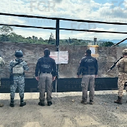 FGR asegura más de 7,750 litros de gas LP en cateo en Tepotzotlán, Estado de México - imagen 9