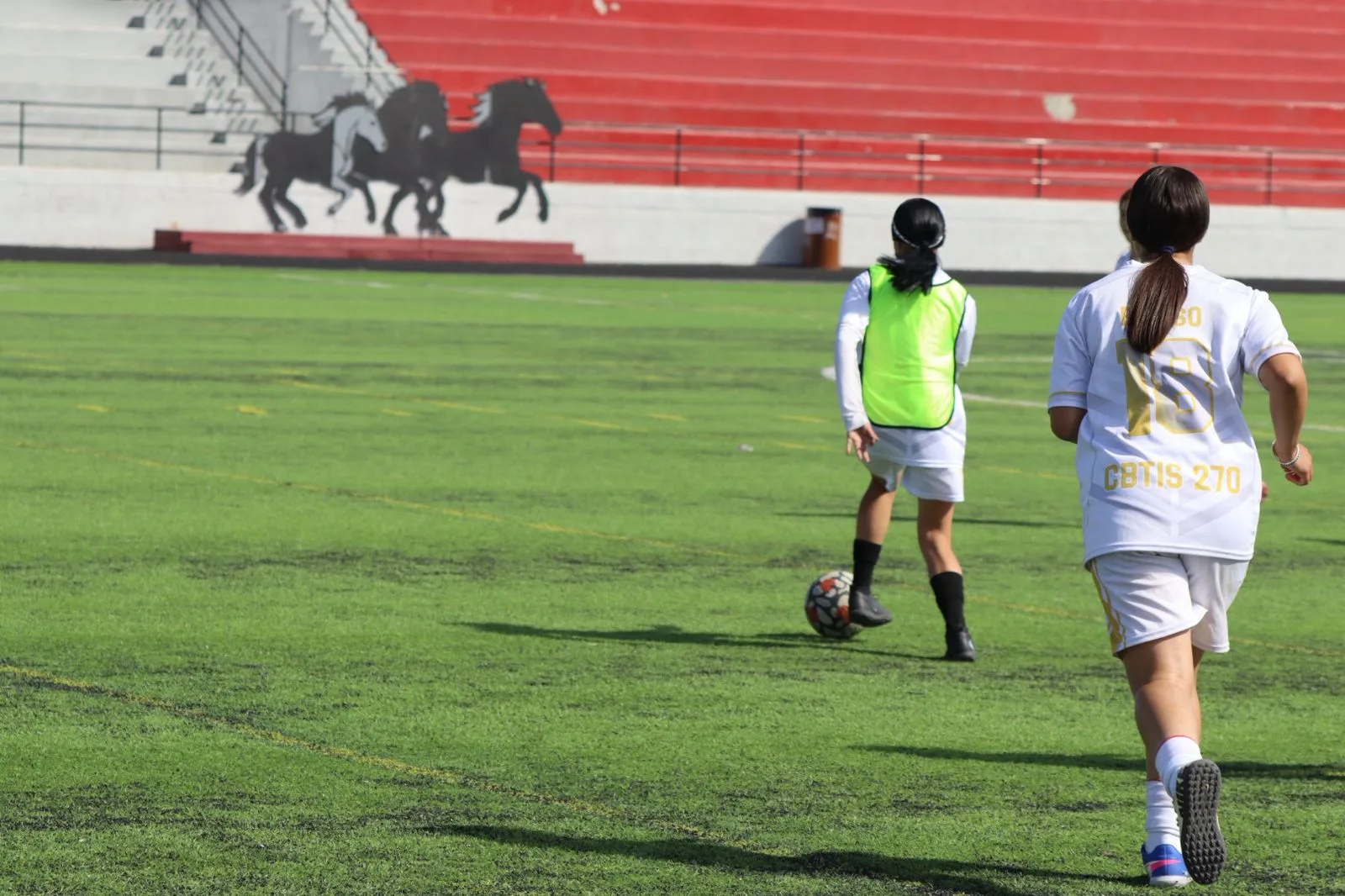 Más de 16 equipos participan en el Torneo Que Ruede el Balón por la Paz en Ciudad Juárez - imagen 7