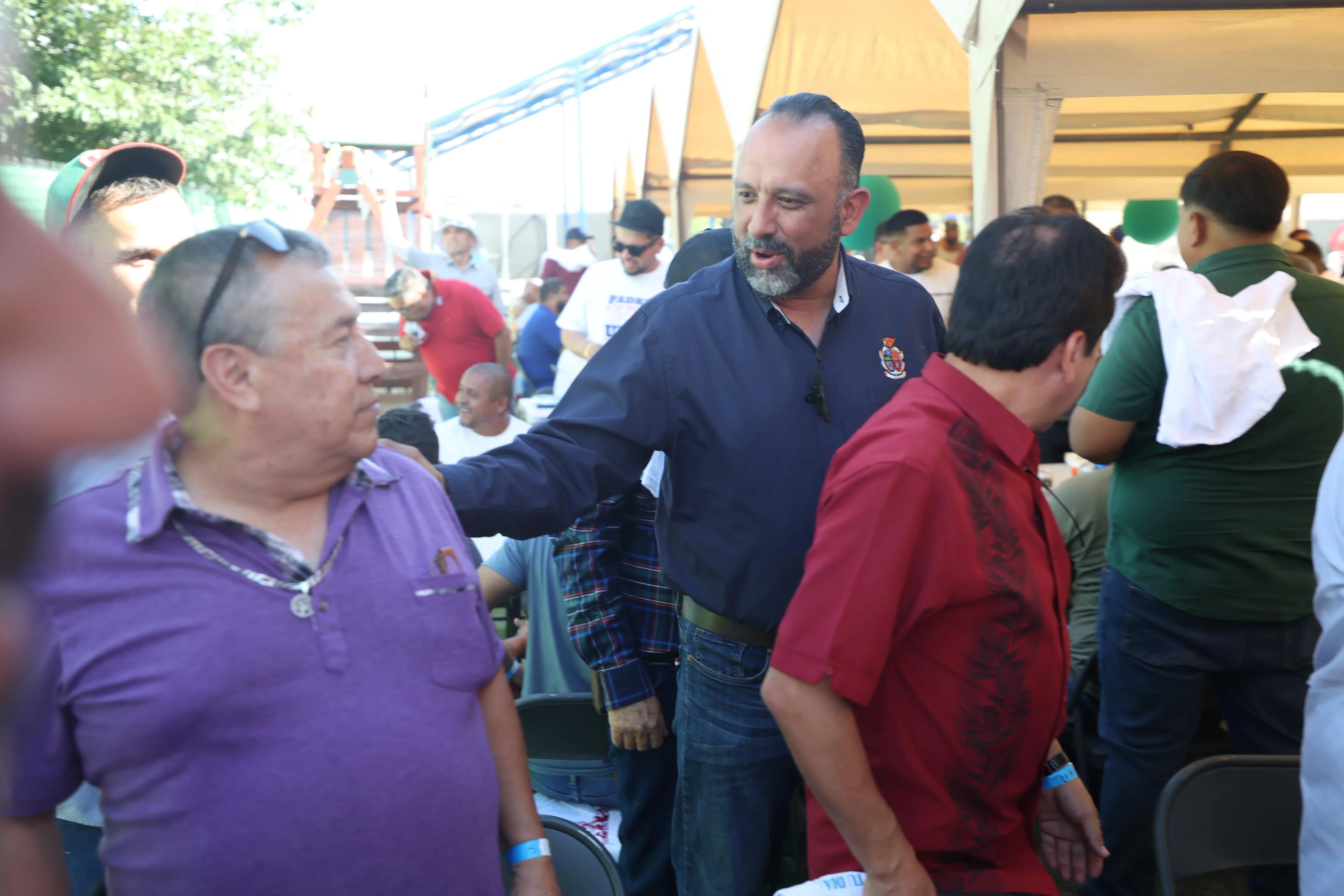 Más de mil trabajadores municipales celebran el Día del Padre en Juárez con récord de asistencia - imagen 5