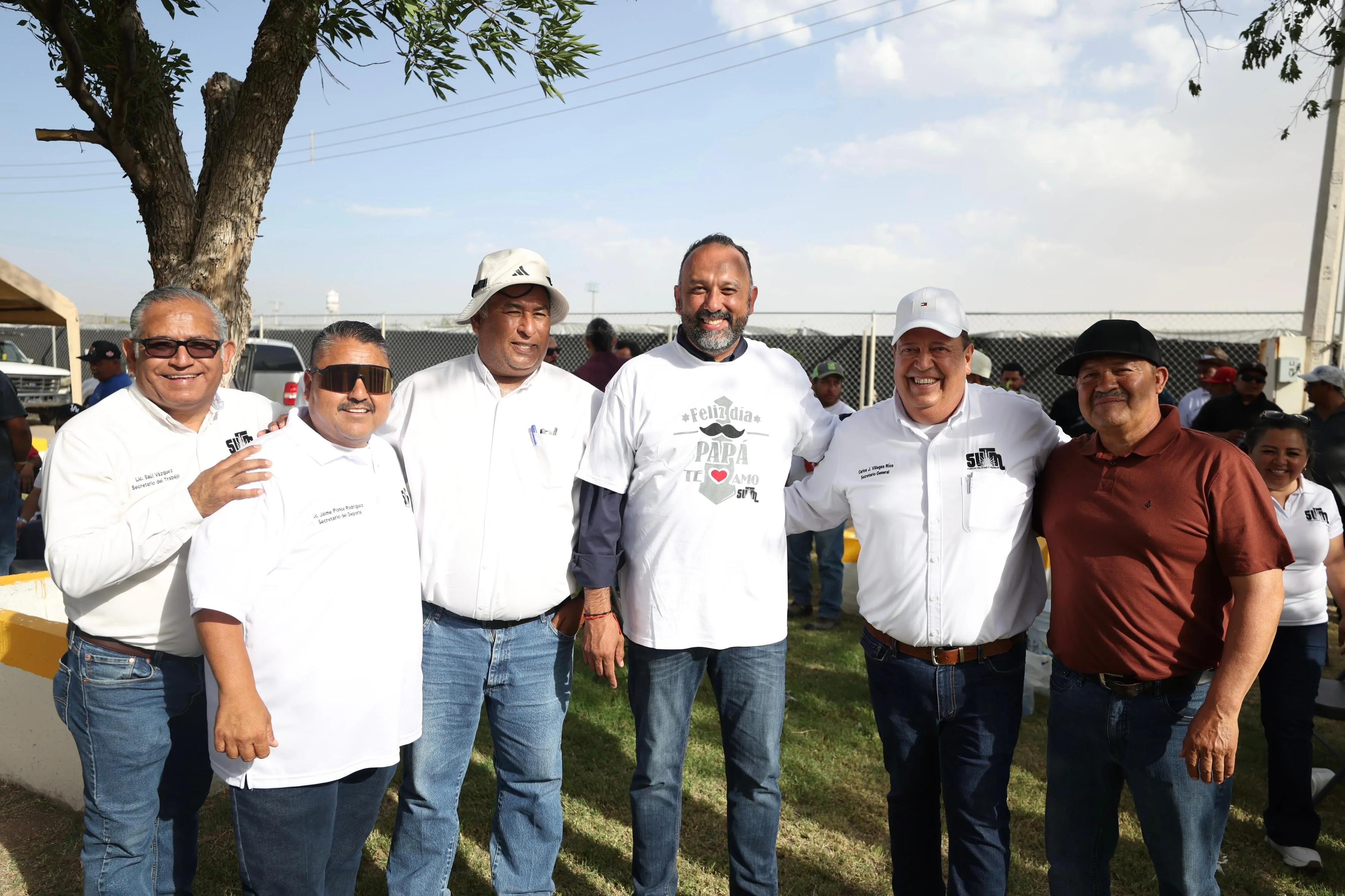 Más de mil trabajadores municipales celebran el Día del Padre en Juárez con récord de asistencia - imagen 15