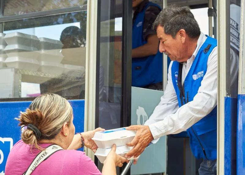 NutriChihuahua lleva platillos a familias de la colonia México 91, al sur de Chihuahua - imagen 4