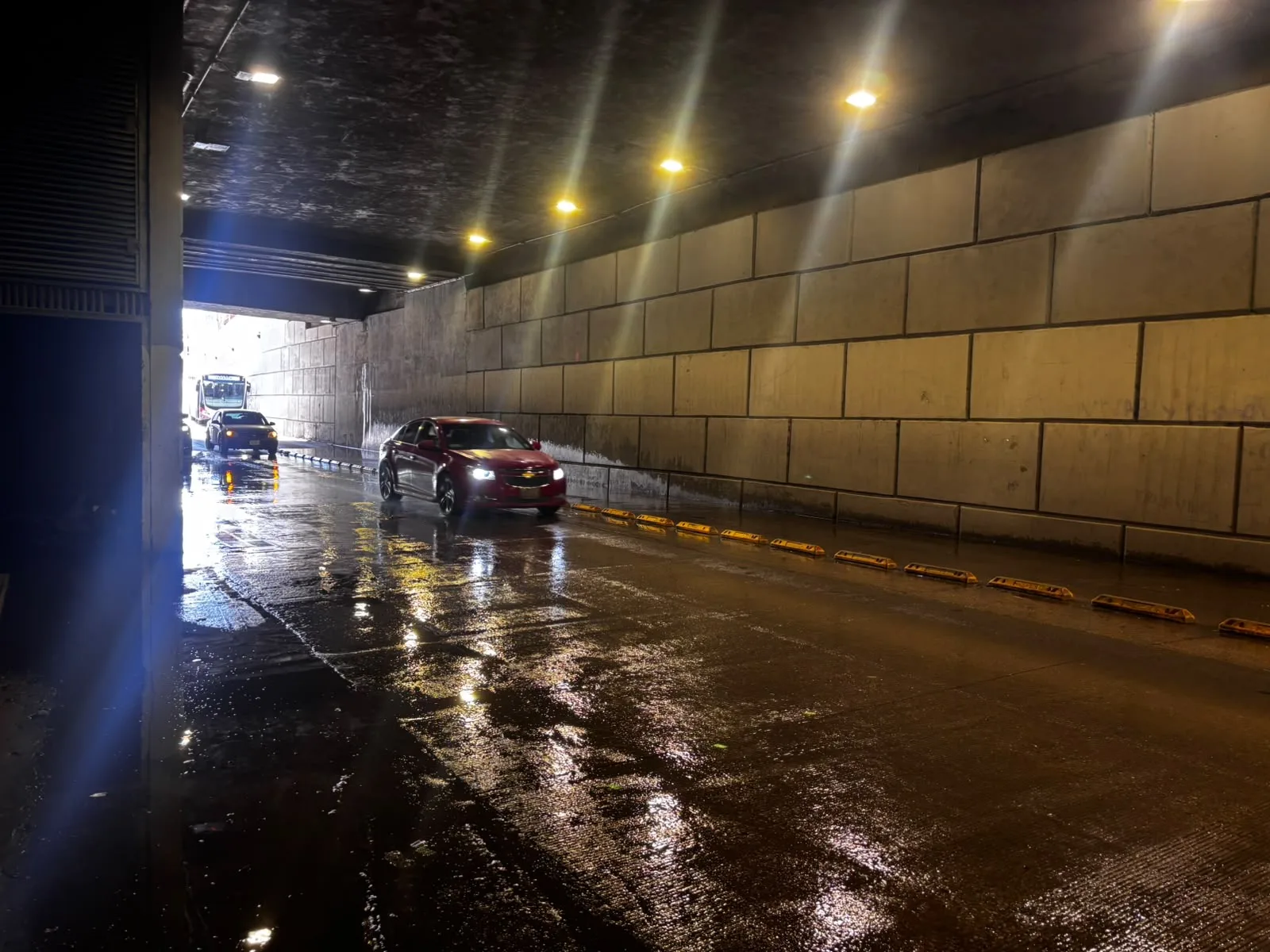 Protección Civil y JMAS realizan desazolve en alcantarillado de avenida Juárez para evitar inundaciones en puente 16 de Septiembre - imagen 7