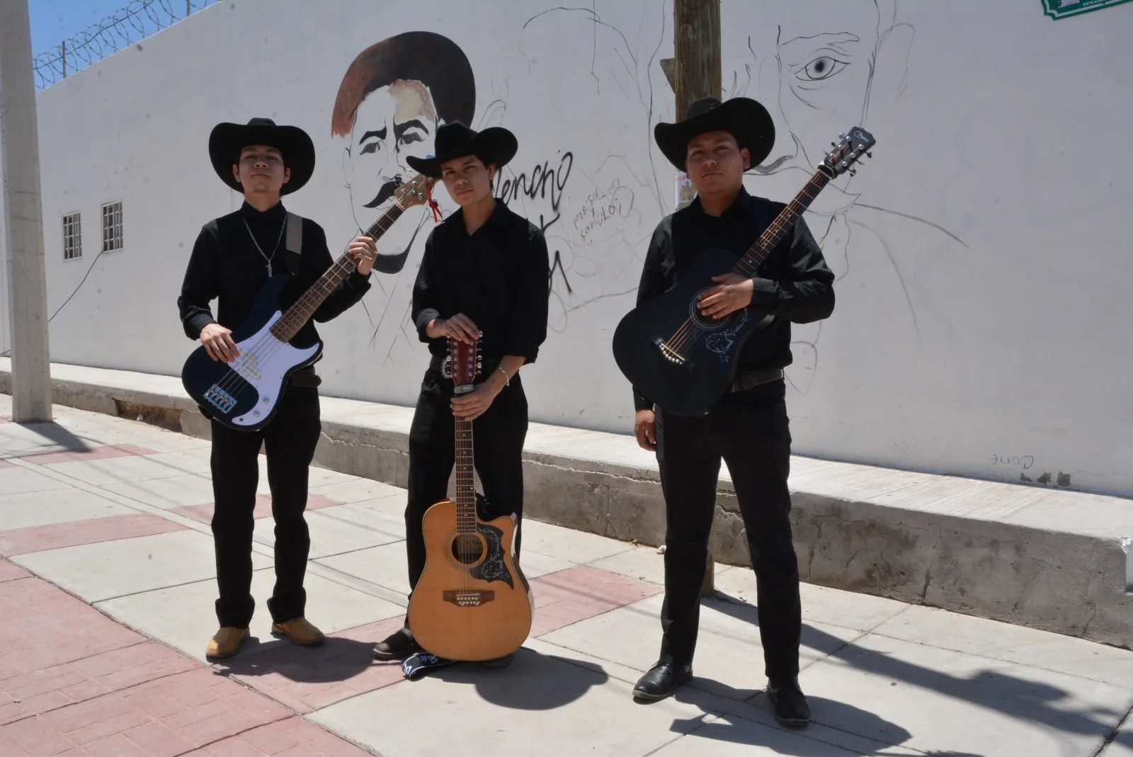 Festival CruzArte reúne arte, cultura y servicios gratuitos en el Centro Comunitario Azteca de Ciudad Juárez - imagen 1
