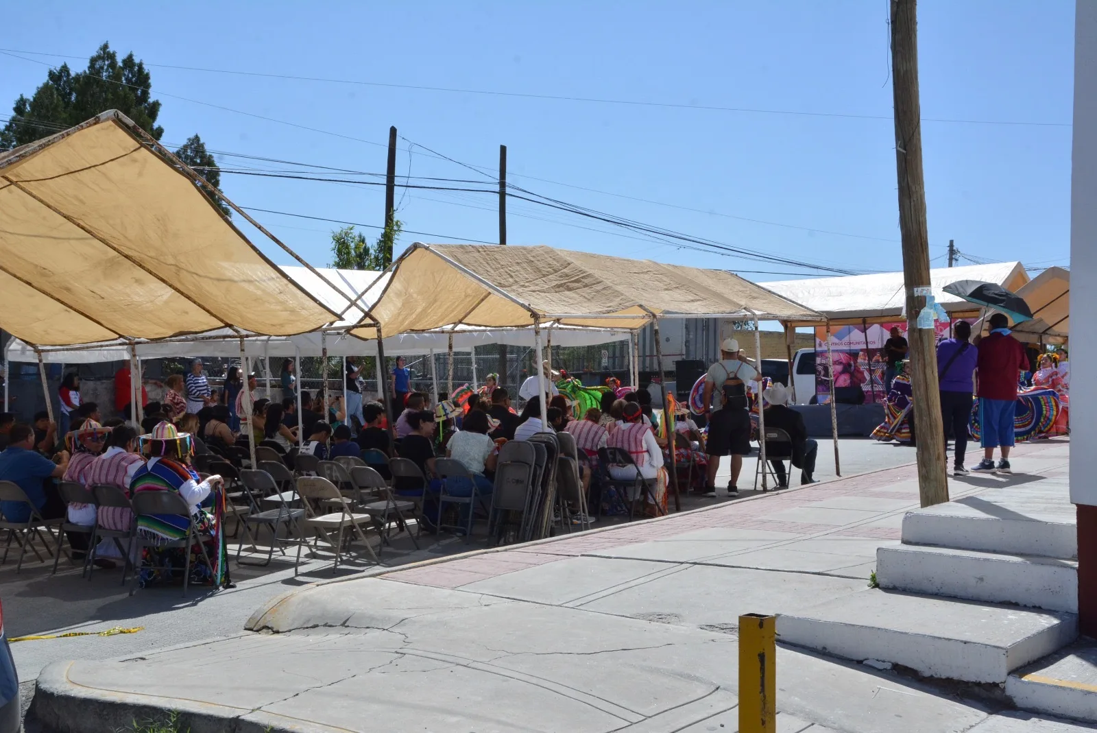 Festival CruzArte reúne arte, cultura y servicios gratuitos en el Centro Comunitario Azteca de Ciudad Juárez - imagen 16