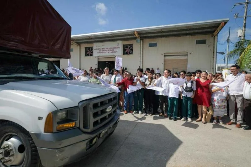 Inicia en Yucatán la distribución de 2.7 millones de libros de texto gratuitos para el ciclo escolar 2026-2027 - imagen 2