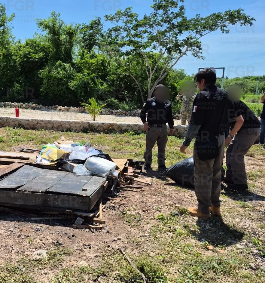 FGR incinera en Yucatán más de 20 kilos de narcóticos y objetos del delito - imagen 4