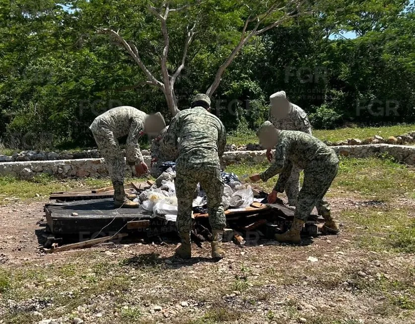 FGR incinera en Yucatán más de 20 kilos de narcóticos y objetos del delito - imagen 6