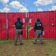 FGR asegura más de 10,000 litros de hidrocarburo en cateo en Tepatitlán, Jalisco - imagen 9