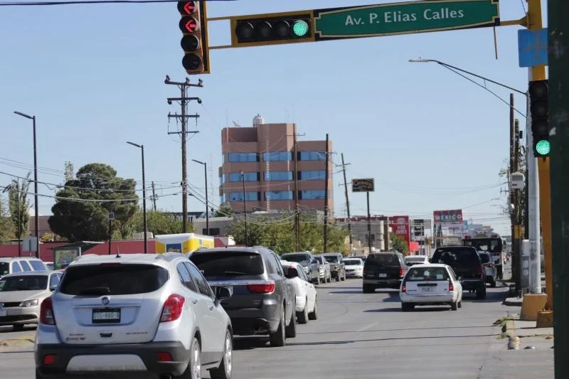 Altas temperaturas elevan riesgos al conducir en la ciudad: recomendaciones de Seguridad Vial - imagen 1
