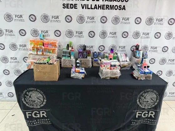 FGR investiga en Tabasco el aseguramiento de más de 160 vapeadores electrónicos en una empresa de paquetería - imagen 2