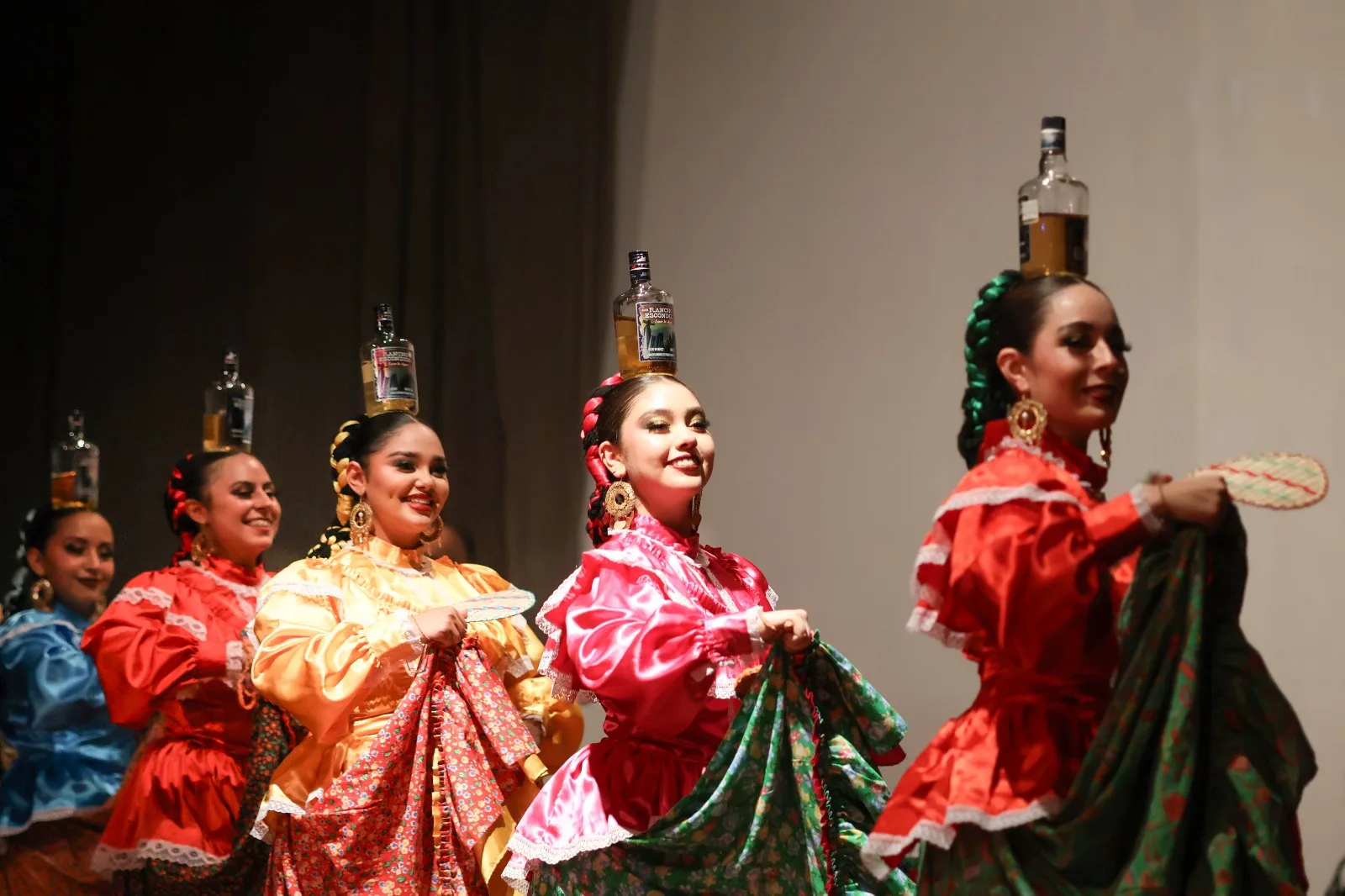 Compañía de Danza Folklórica Témari celebra 20 años en Ciudad Juárez con espectáculo cultural - imagen 1