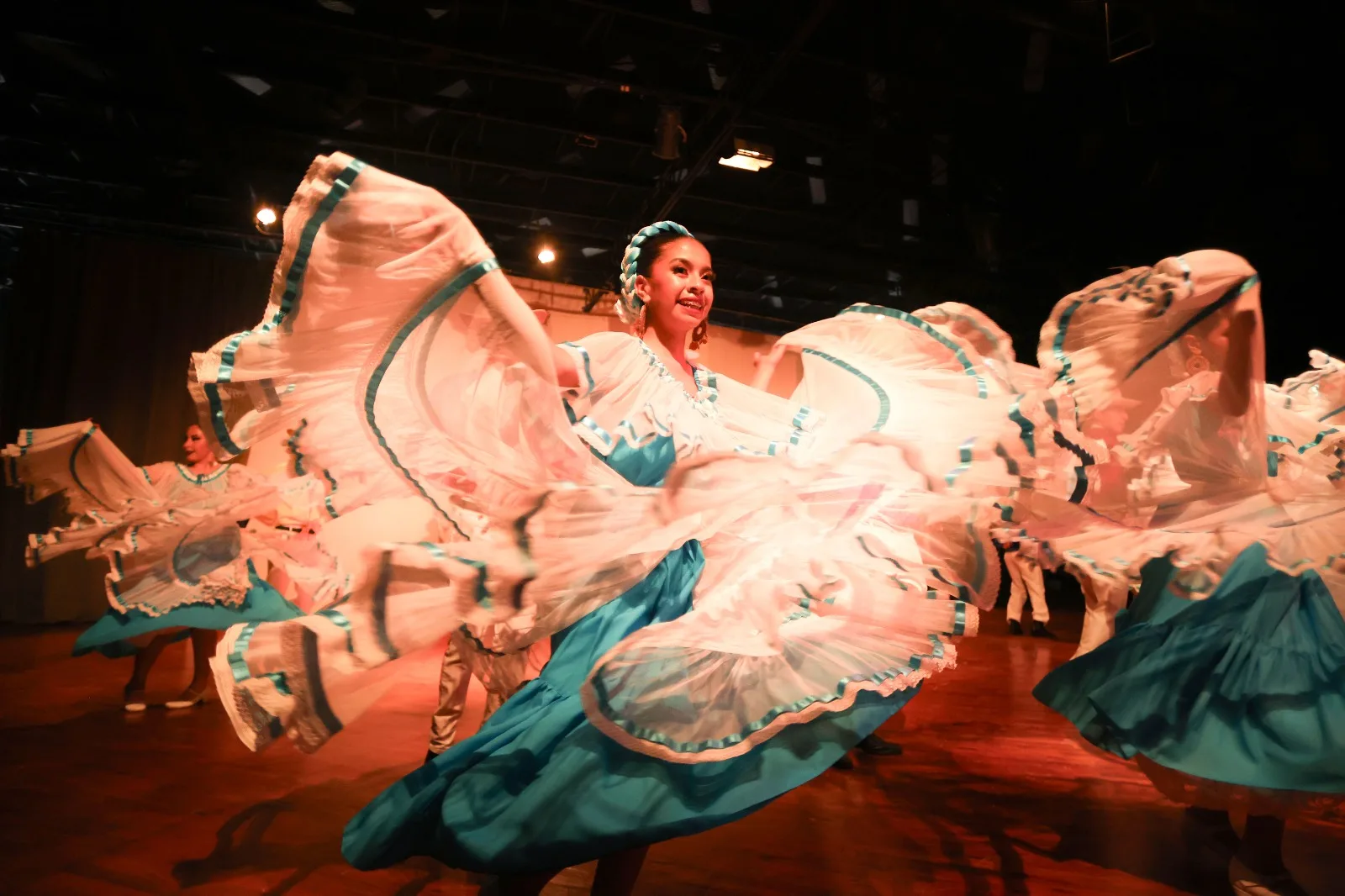 Compañía de Danza Folklórica Témari celebra 20 años en Ciudad Juárez con espectáculo cultural - imagen 6