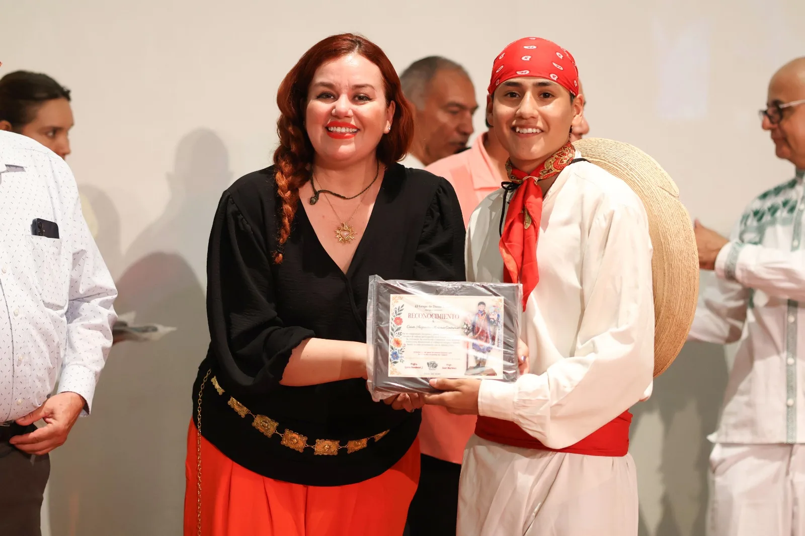 Compañía de Danza Folklórica Témari celebra 20 años en Ciudad Juárez con espectáculo cultural - imagen 10