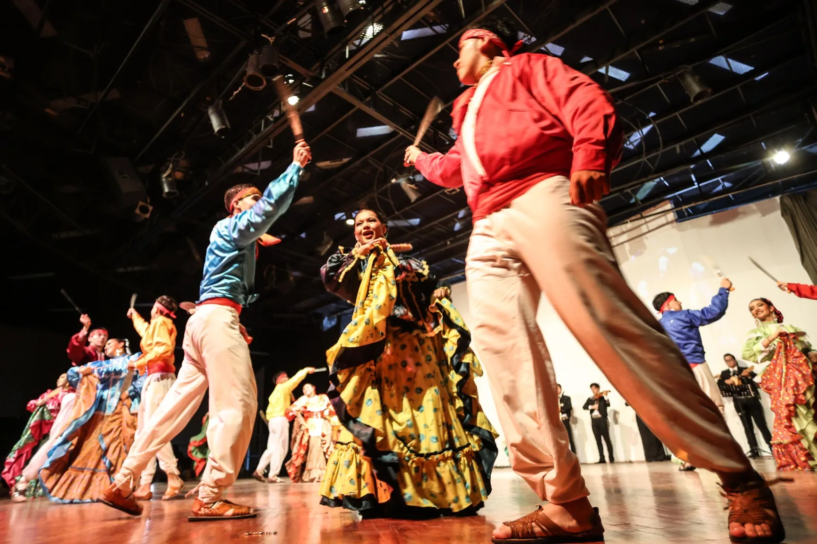 Compañía de Danza Folklórica Témari celebra 20 años en Ciudad Juárez con espectáculo cultural - imagen 13