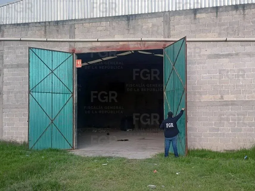 FGR y fuerzas federales decomisan casi una tonelada de cocaína y armas en Tlaxcala - imagen 4