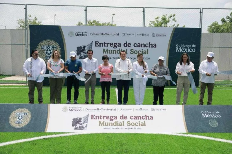 Entregan cuatro canchas de fútbol 5 en Yucatán como parte del Mundial Social 2026 - imagen 3