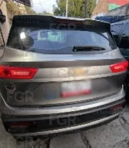 Detienen en Valle de Chalco a presunto distribuidor de medicamentos controlados y armas en CDMX - imagen 12
