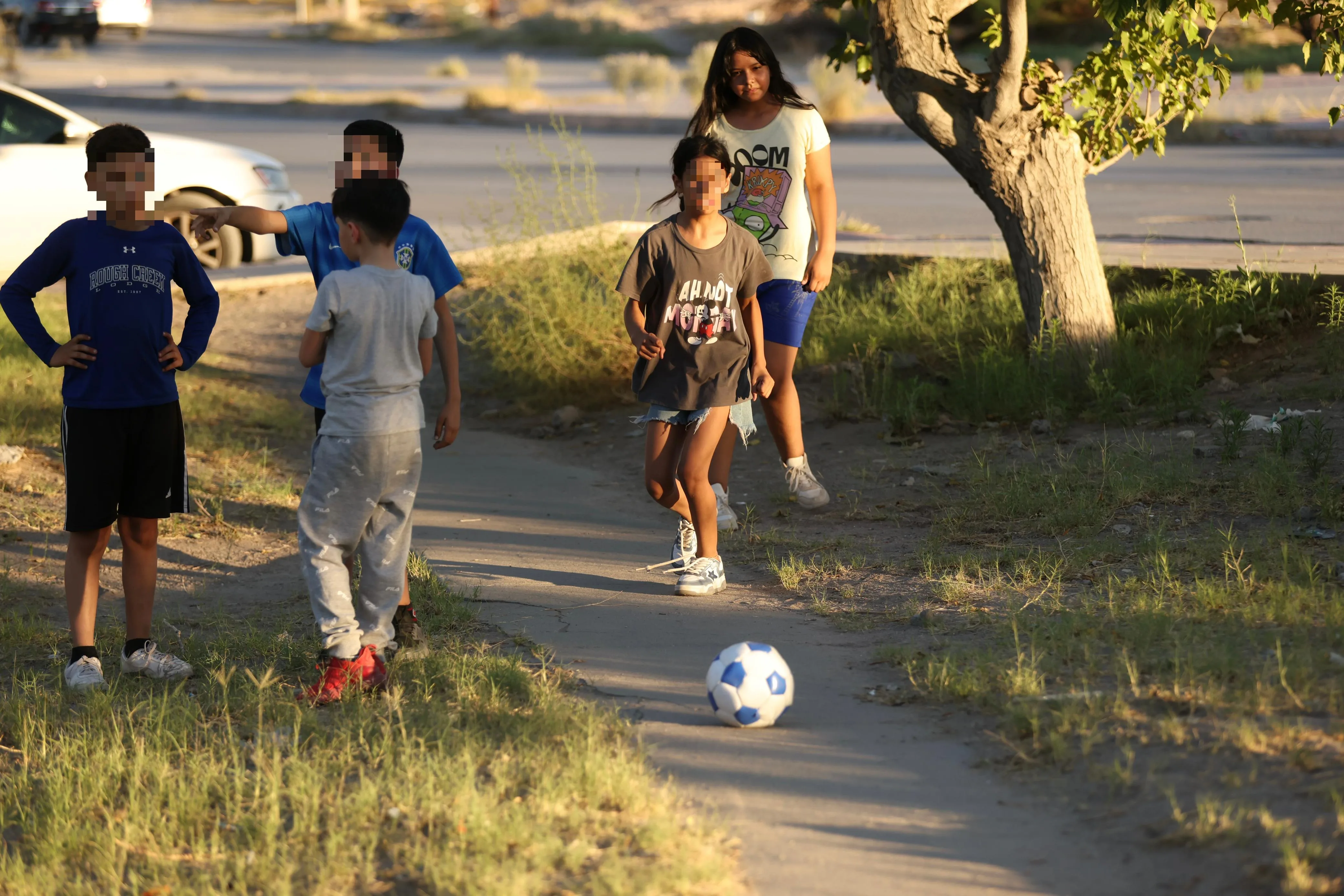 Presidente Municipal de Juárez convoca a vecinos a limpiar parque en Colinas del Sol - imagen 26