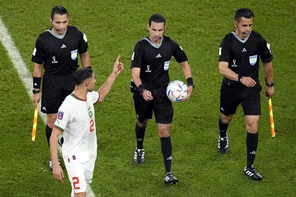 Alberto Morín, árbitro juarense, designado para el partido Escocia vs Brasil en Mundial 2026 - imagen 1