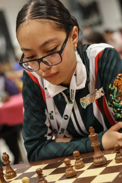 Mía Guzmán destaca en el Mundial Juvenil de Ajedrez 2026 en Italia - imagen 1
