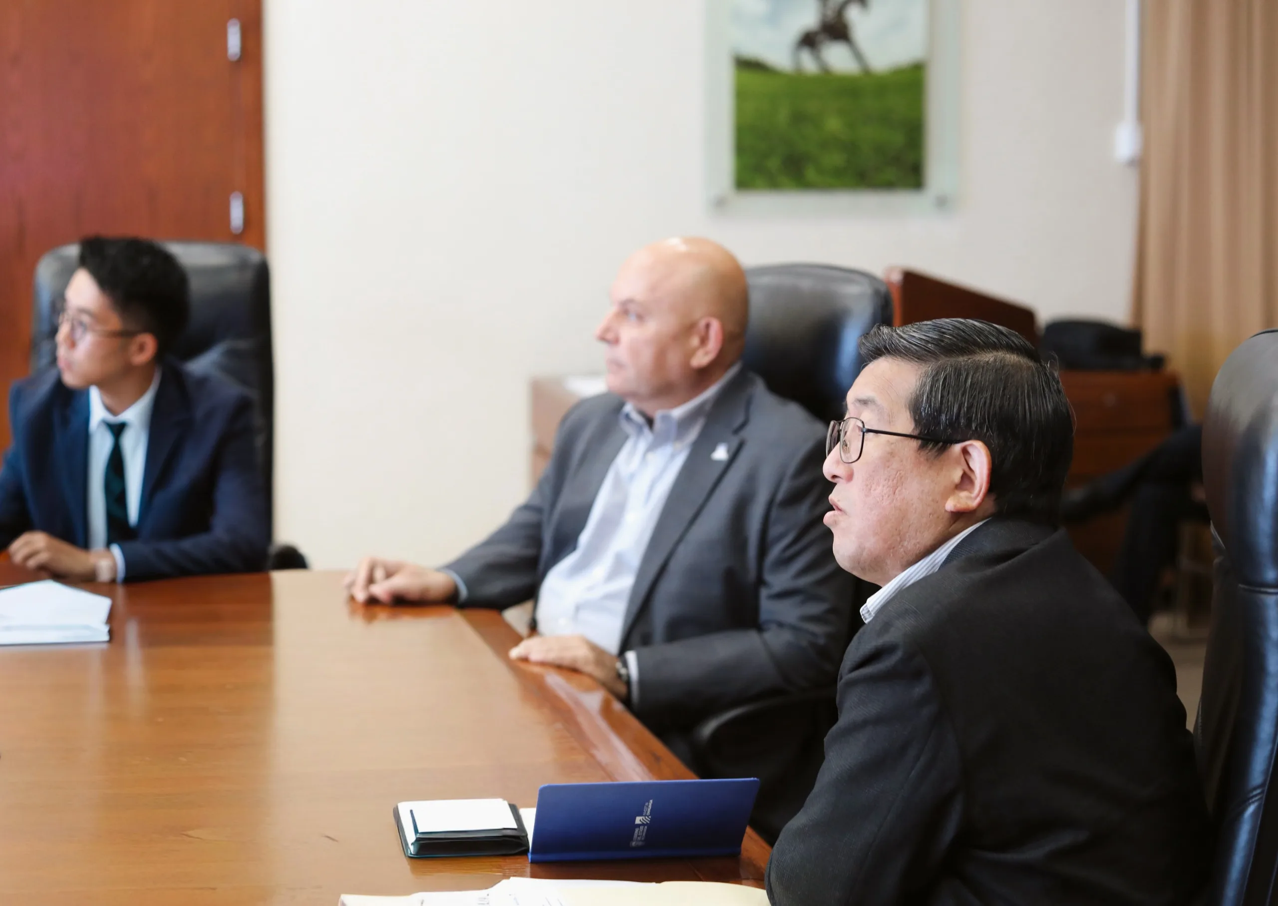 SIDE recibe a representantes de JETRO para explorar inversión y cooperación con Japón - imagen 1