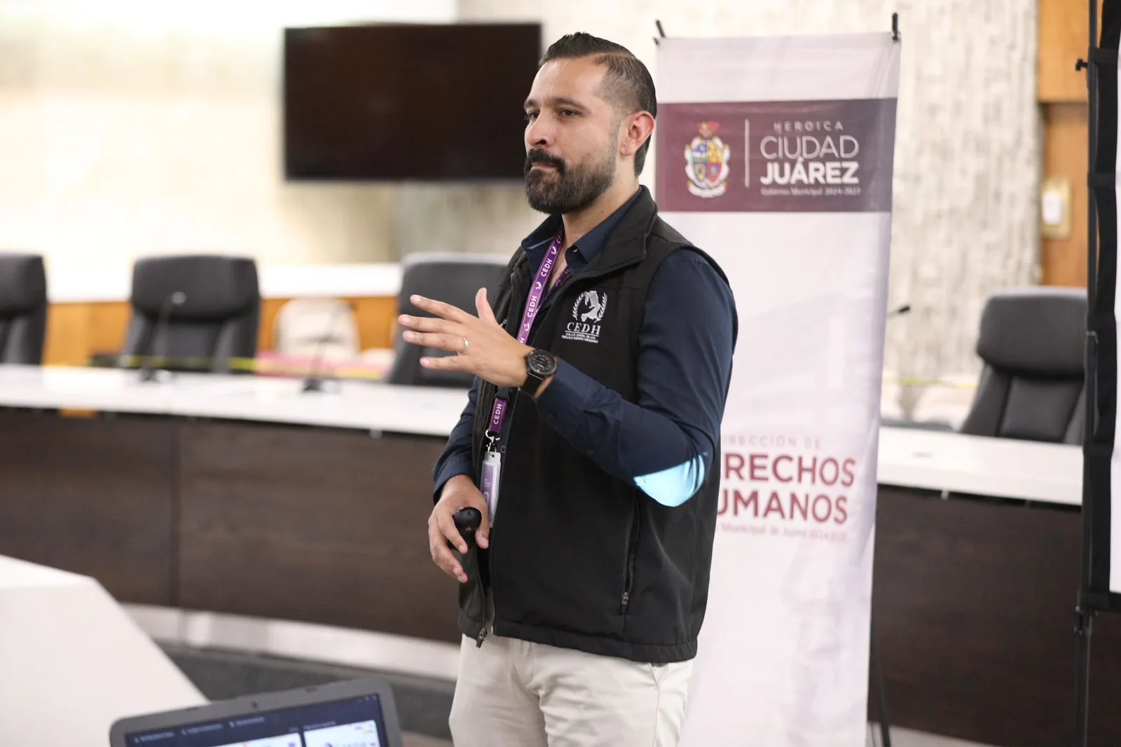 Capacitan a servidores públicos en Derechos Humanos y Diversidad en unidad administrativa de Benito Juárez - imagen 1