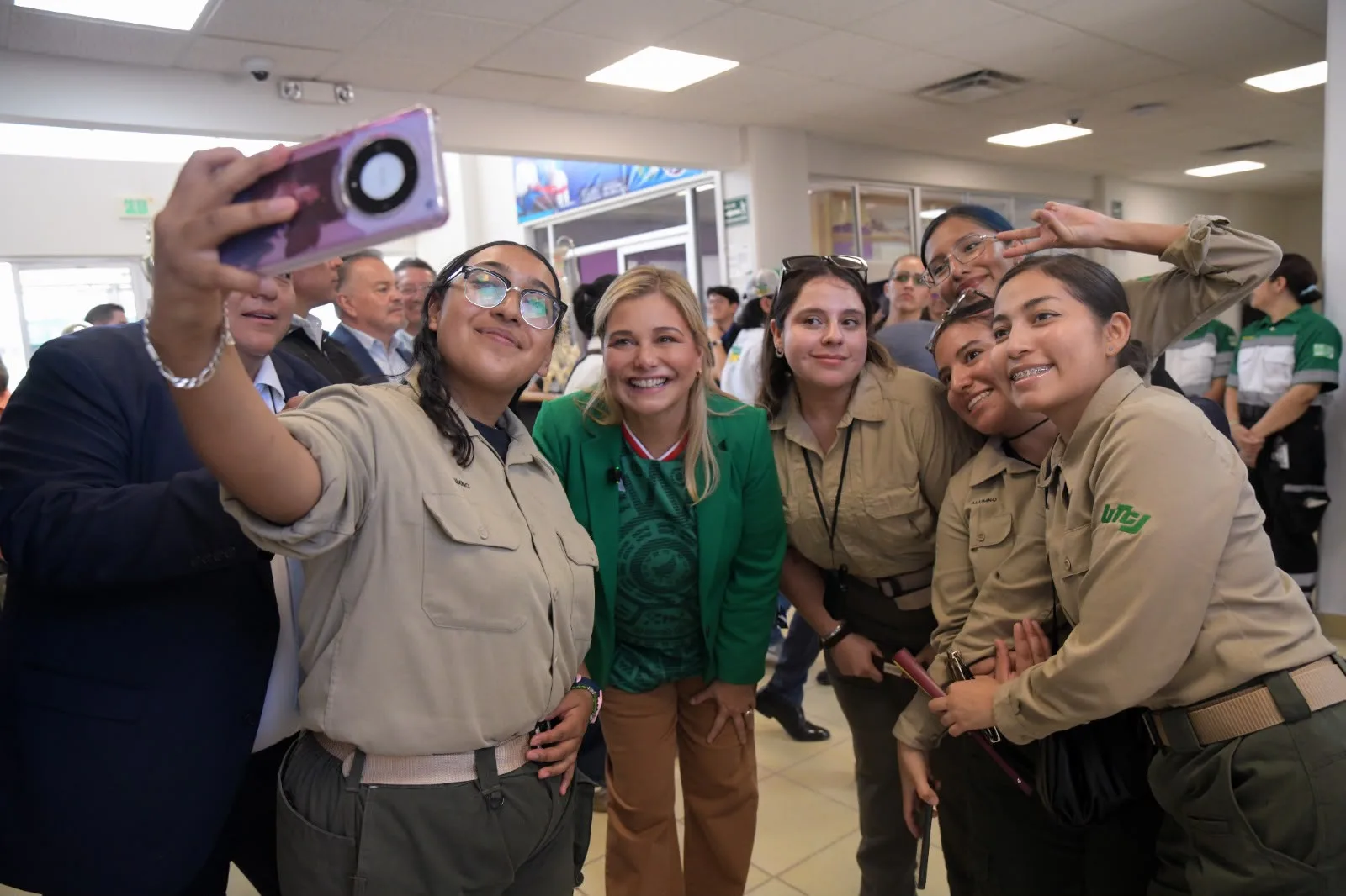 Maru Campos inaugura en Ciudad Juárez la UBR más grande de la ciudad - imagen 7