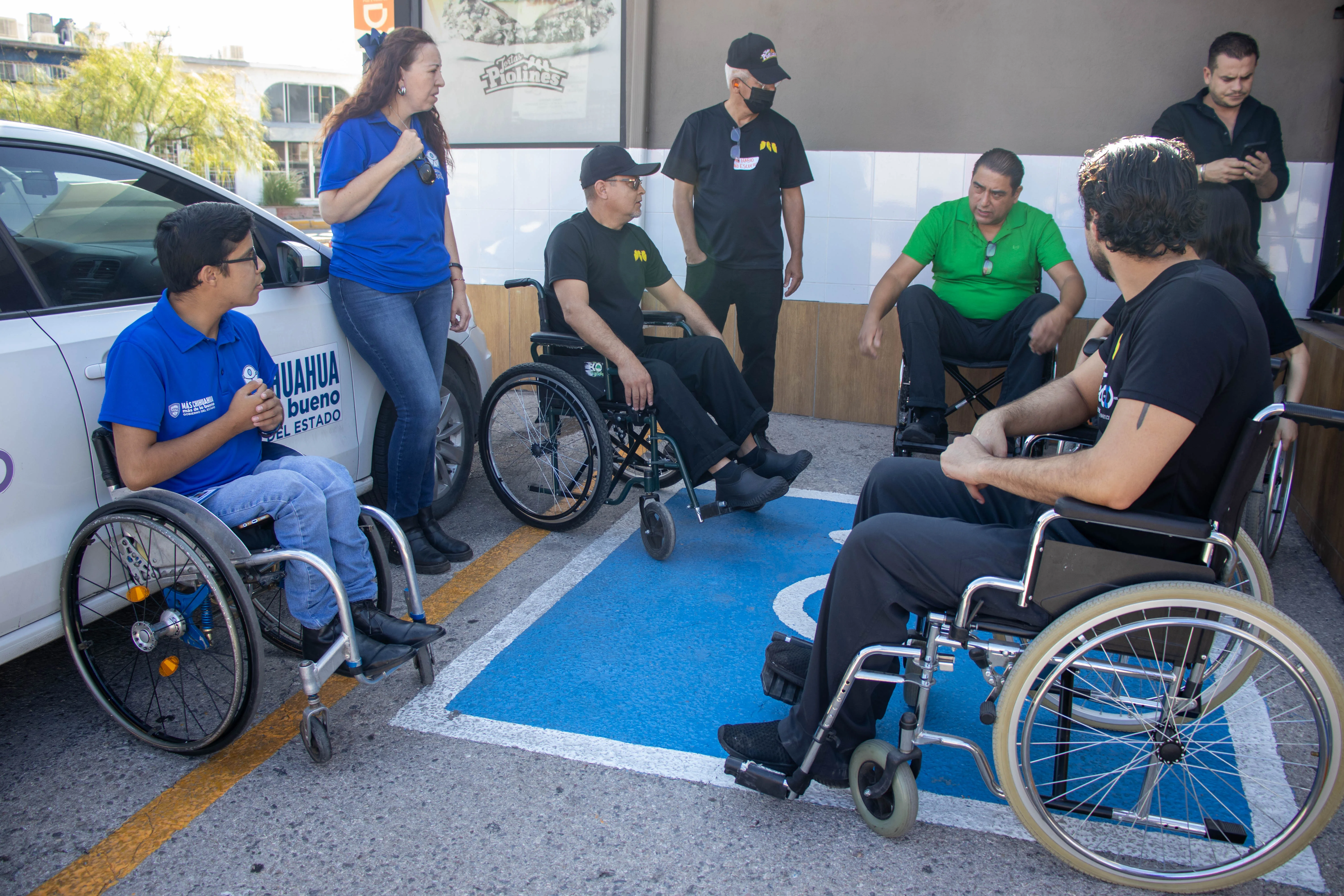 SDHyBC imparte taller de inclusión a personal de Tortas Piolines en Chihuahua - imagen 4
