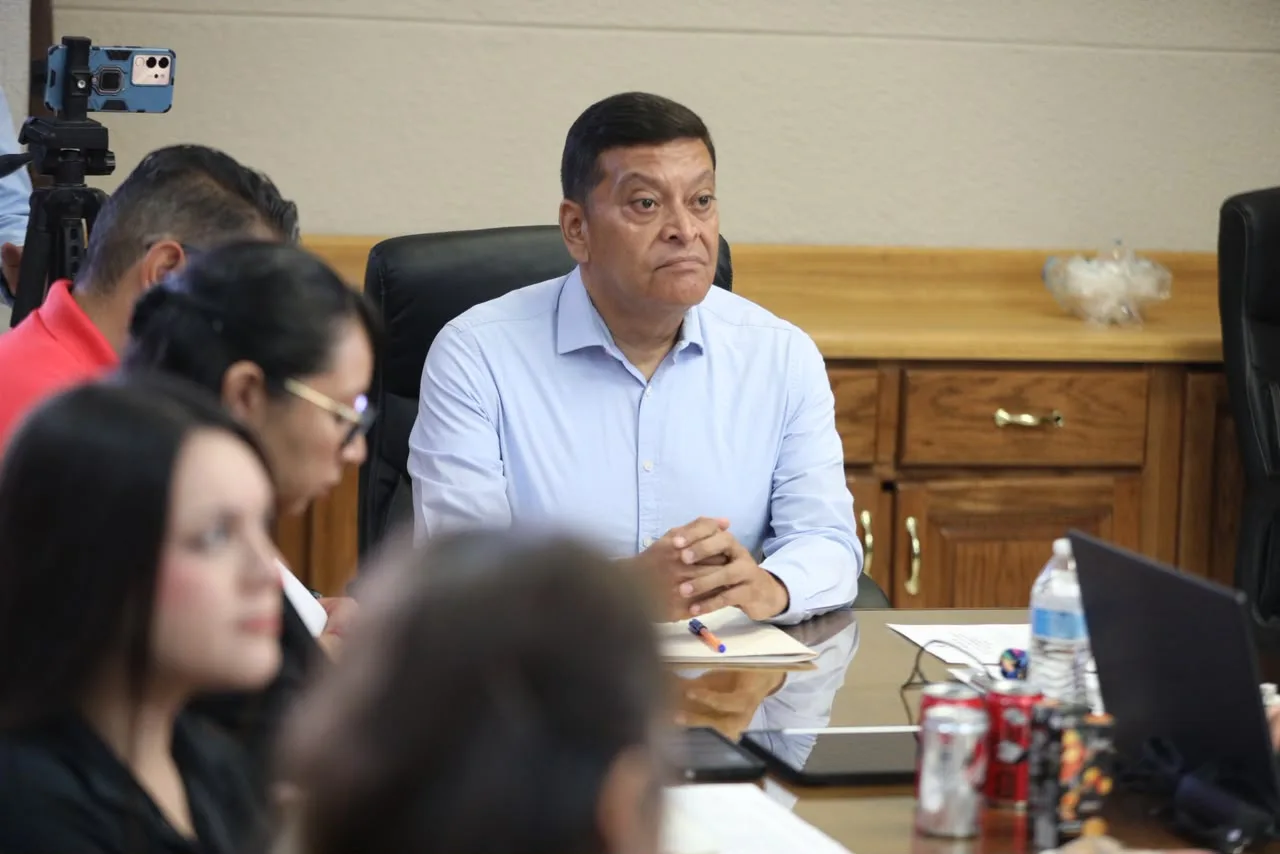 Regidores de Juárez entrevistan a aspirantes para el Consejo Consultivo de Movilidad Humana - imagen 3