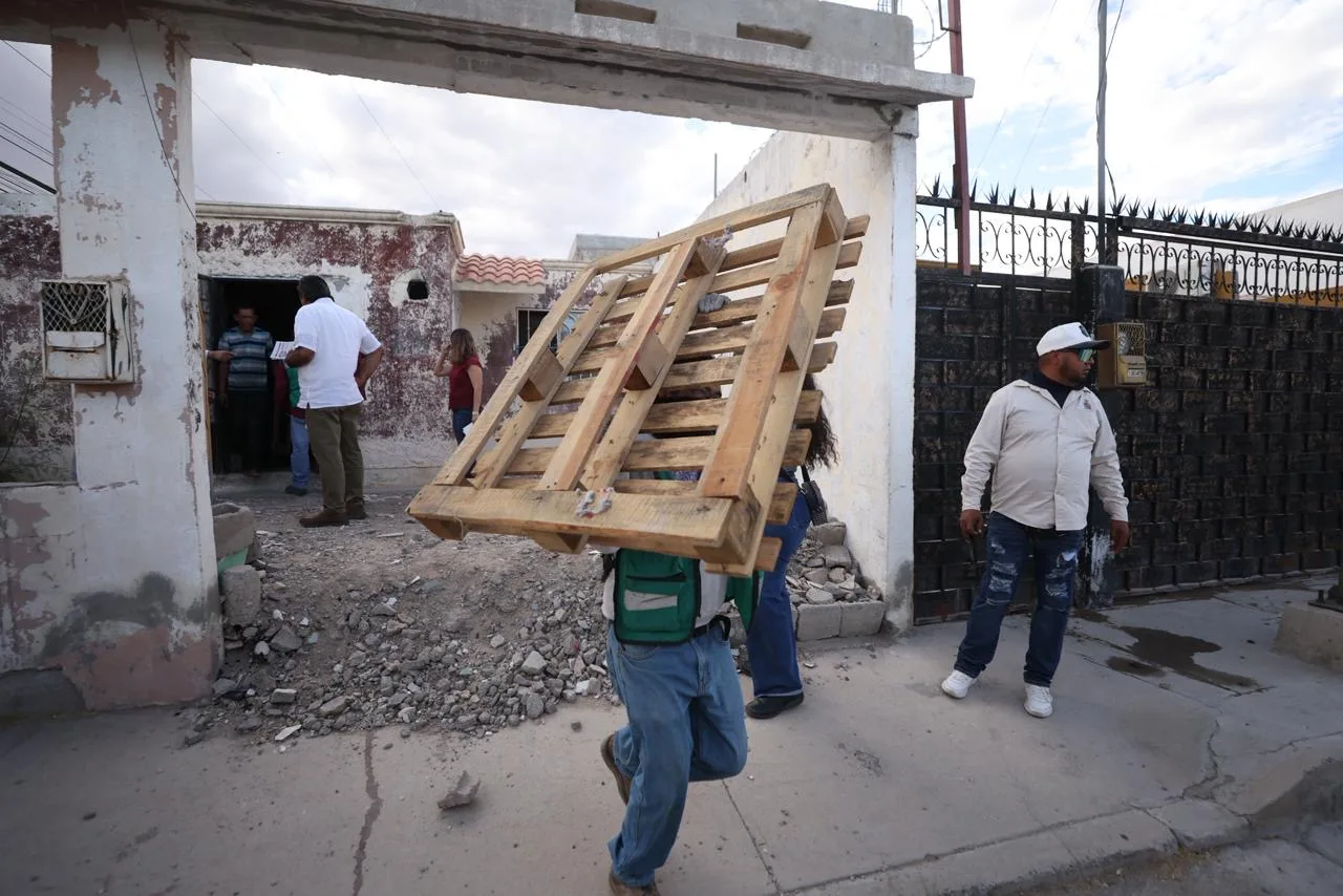 Vecinos de Praderas del Sur convocados a jornada de limpieza Juárez Amanece Limpio - imagen 7