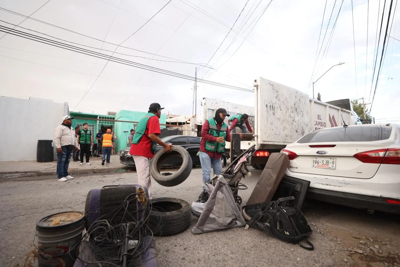 Vecinos de Praderas del Sur convocados a jornada de limpieza Juárez Amanece Limpio - imagen 13