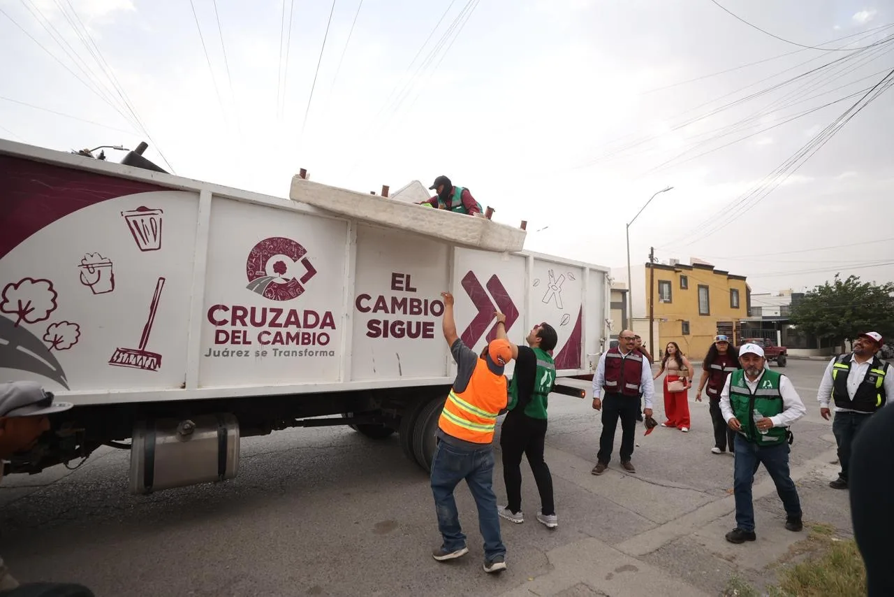 Vecinos de Praderas del Sur convocados a jornada de limpieza Juárez Amanece Limpio - imagen 16