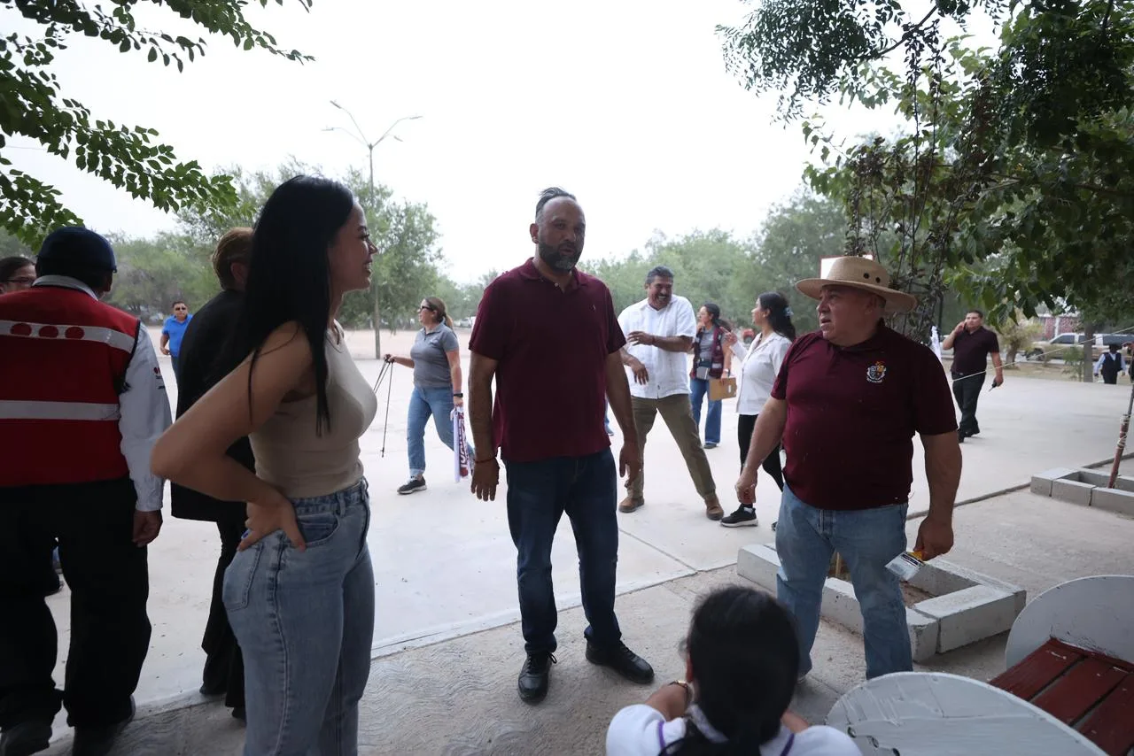 Alcalde de Ciudad Juárez supervisa rehabilitación del parque en colonia Morelos II - imagen 3