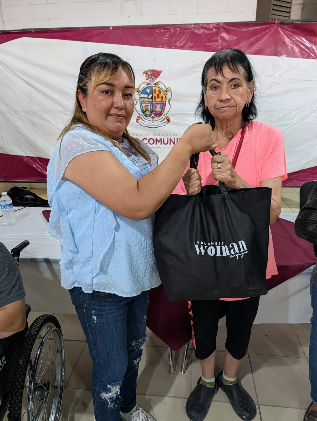 Business Woman Magazine entrega despensas en el Centro Comunitario Revolución Mexicana en Ciudad Juárez - imagen 4
