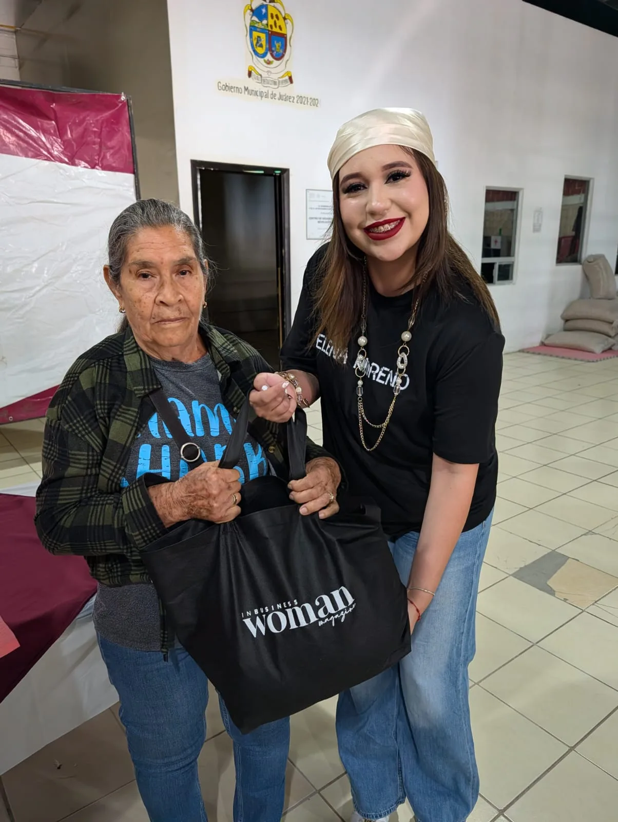 Business Woman Magazine entrega despensas en el Centro Comunitario Revolución Mexicana en Ciudad Juárez - imagen 6