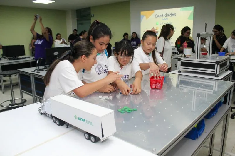 UTM reúne a 90 niñas de Yucatán en encuentro STEM para fomentar interés en ciencia y tecnología - imagen 2