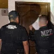 FGR asegura armamento y drogas en cateo en Caborca, Sonora - imagen 7