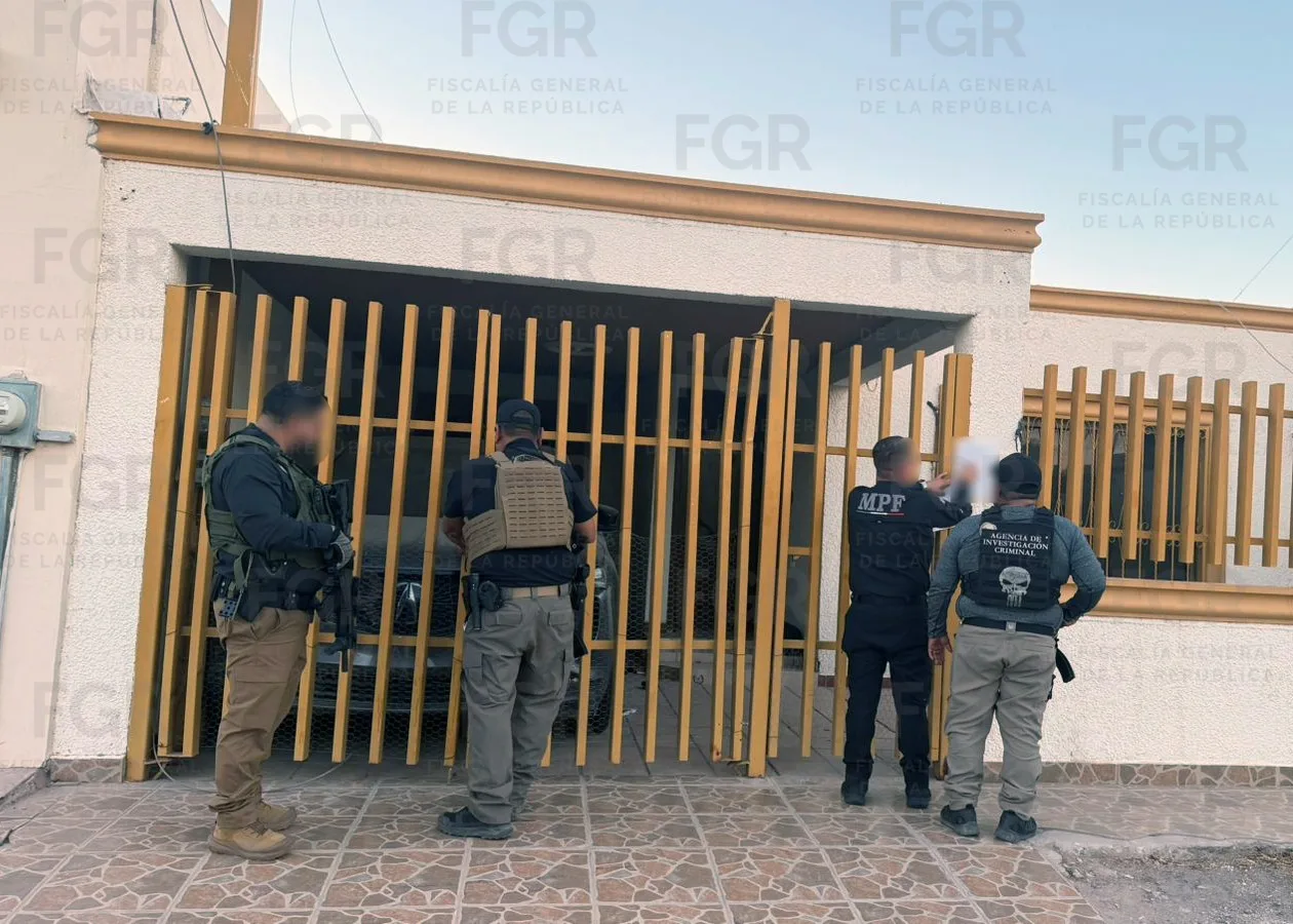 FGR asegura armamento y drogas en cateo en Caborca, Sonora - imagen 8