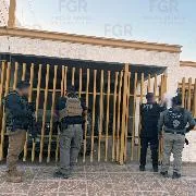 FGR asegura armamento y drogas en cateo en Caborca, Sonora - imagen 9