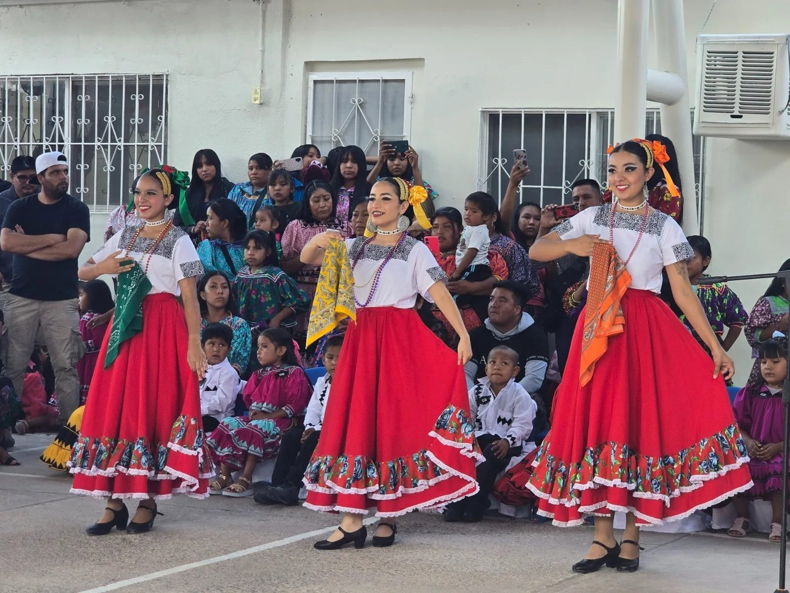 Autoridades educativas encabezan fin de cursos en escuelas indígenas de El Oasis, Chihuahua - imagen 10