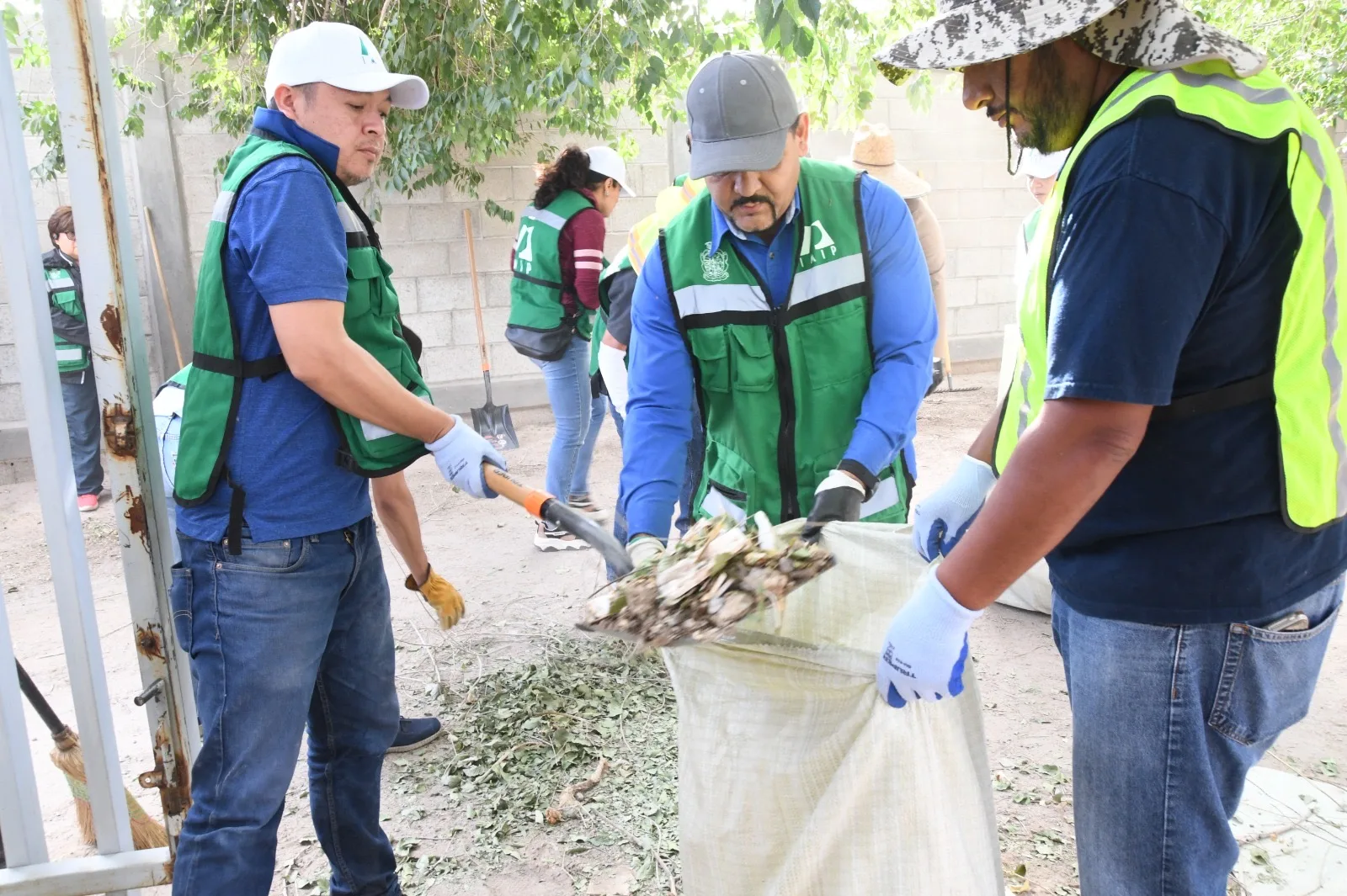 IMIP colabora en jornada de limpieza en Praderas del Sur, Ciudad Juárez - imagen 4