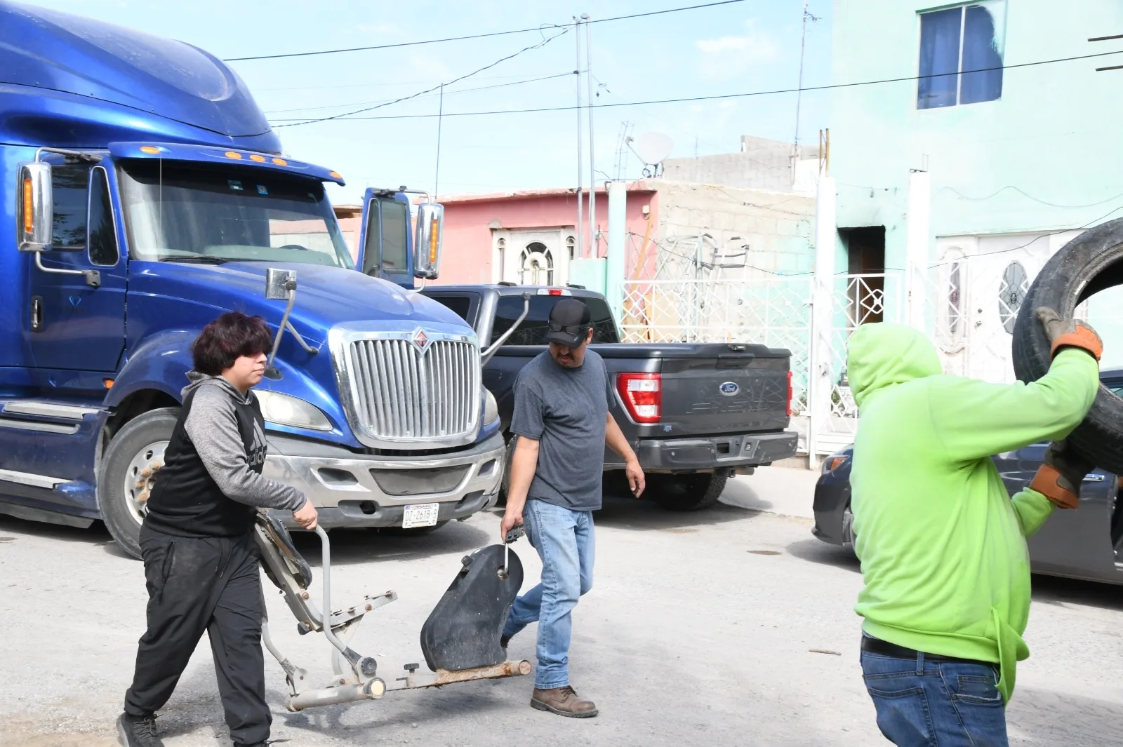 IMIP colabora en jornada de limpieza en Praderas del Sur, Ciudad Juárez - imagen 9
