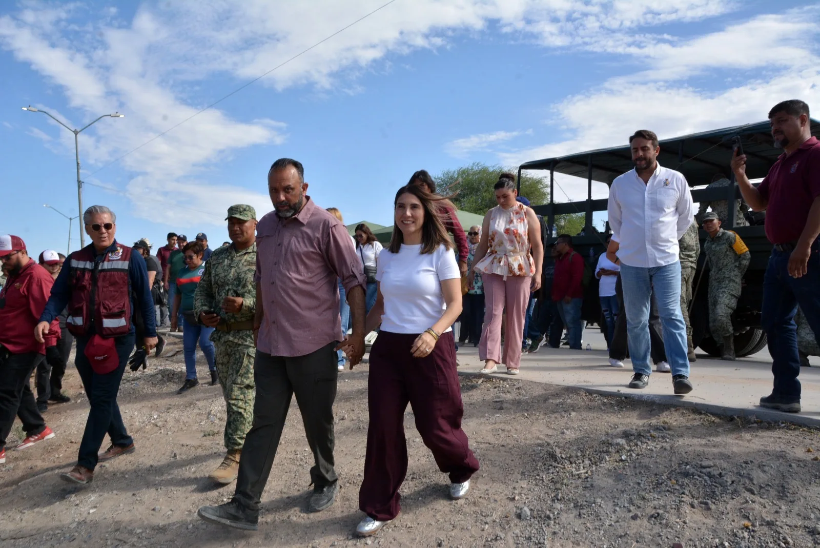 Ciudad Juárez impulsa limpieza y rehabilitación del dique en colonia Complexo Cielo - imagen 17