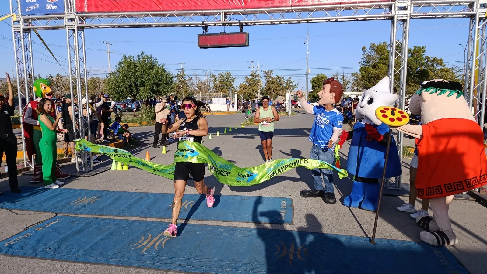 Más de 3,500 corredores participan en la cuarta etapa del Circuito Atlético Pedestre en Ciudad Juárez - imagen 1