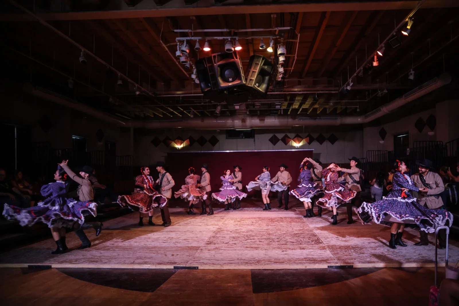Espectáculo de danza folklórica destaca tradiciones de Chihuahua en Juárez - imagen 4