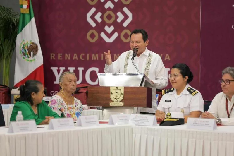 Yucatán implementa Tarjeta Elvia Carrillo Puerto para apoyar a parteras mayas con pagos bimestrales - imagen 1