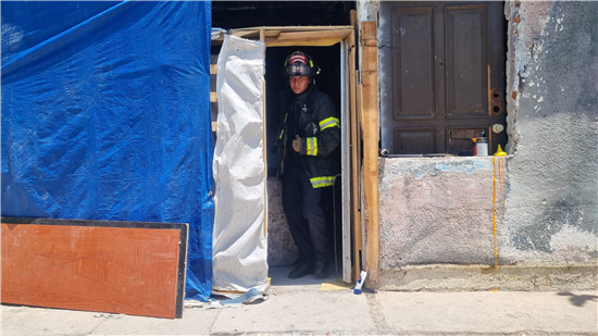 Bomberos y Policía Municipal inspeccionan predios en riesgo en Chihuahua y detienen a siete personas - imagen 2