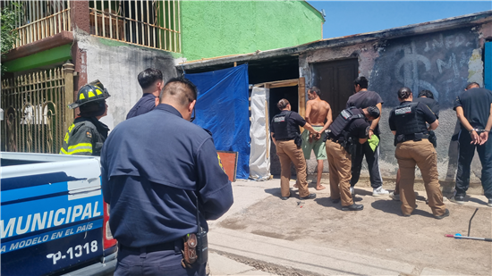 Bomberos y Policía Municipal inspeccionan predios en riesgo en Chihuahua y detienen a siete personas - imagen 4