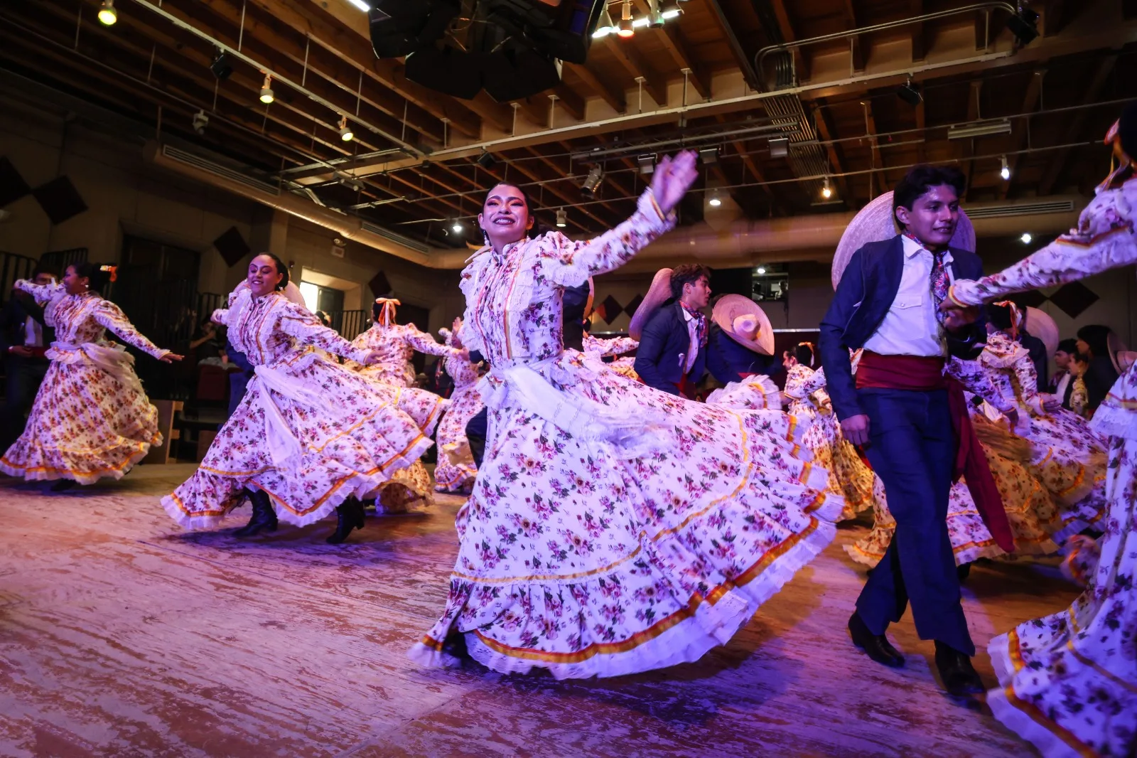 Festival Nacional de Folklore “Un Desierto para Bailar” reúne a grupos de Sinaloa, Durango y Ciudad Juárez - imagen 5