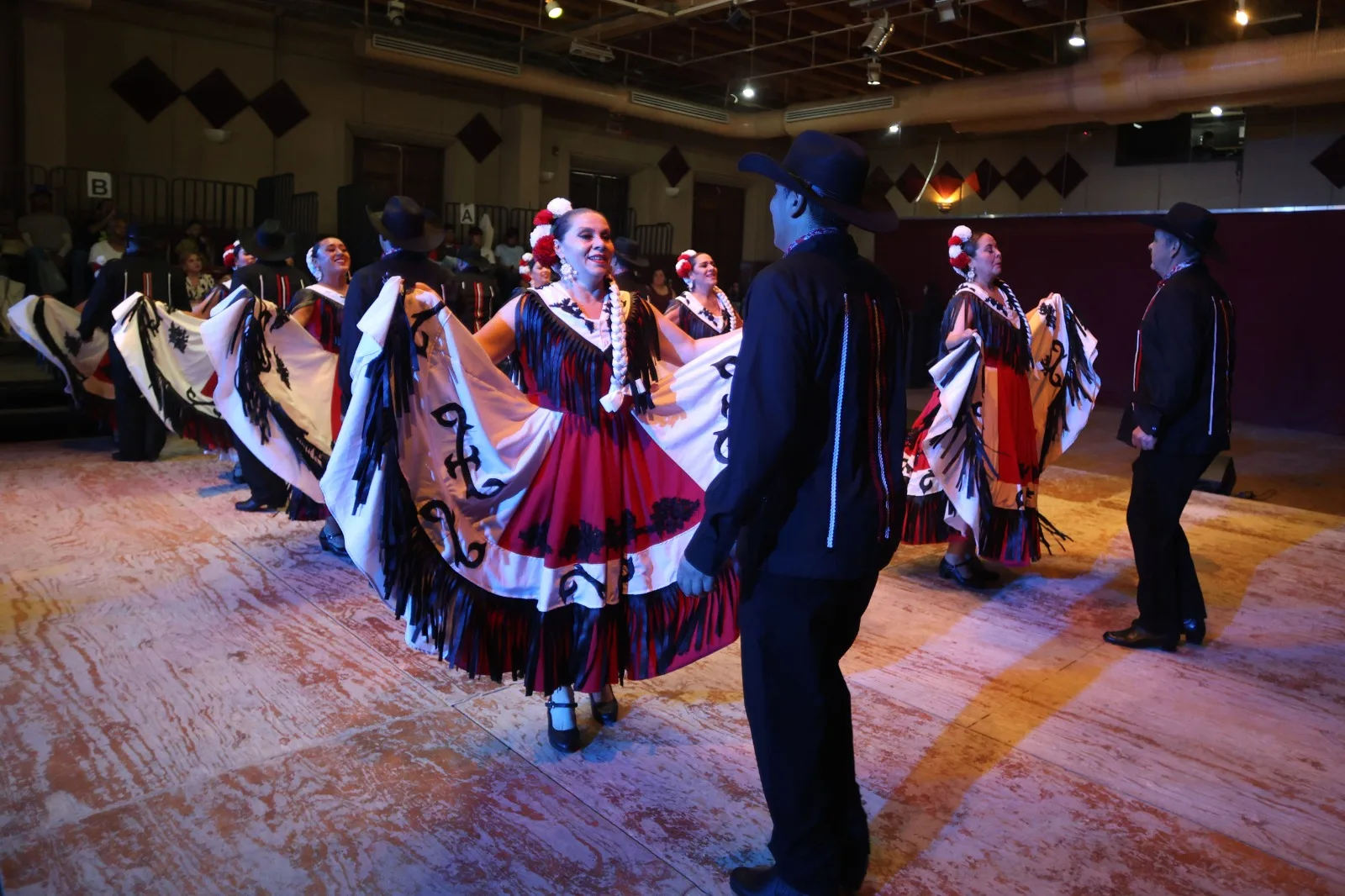 Festival Nacional de Folklore “Un Desierto para Bailar” reúne a grupos de Sinaloa, Durango y Ciudad Juárez - imagen 8
